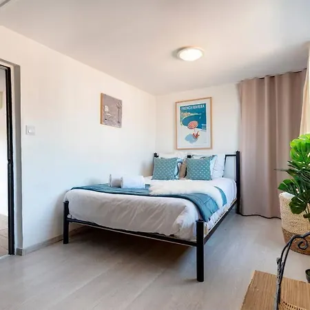 Suquet 2 Pieces Hypercentre Cannes Banane